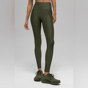 ALO Yoga High-Waist 7/8 Airlift Legging Olive Green Medium
